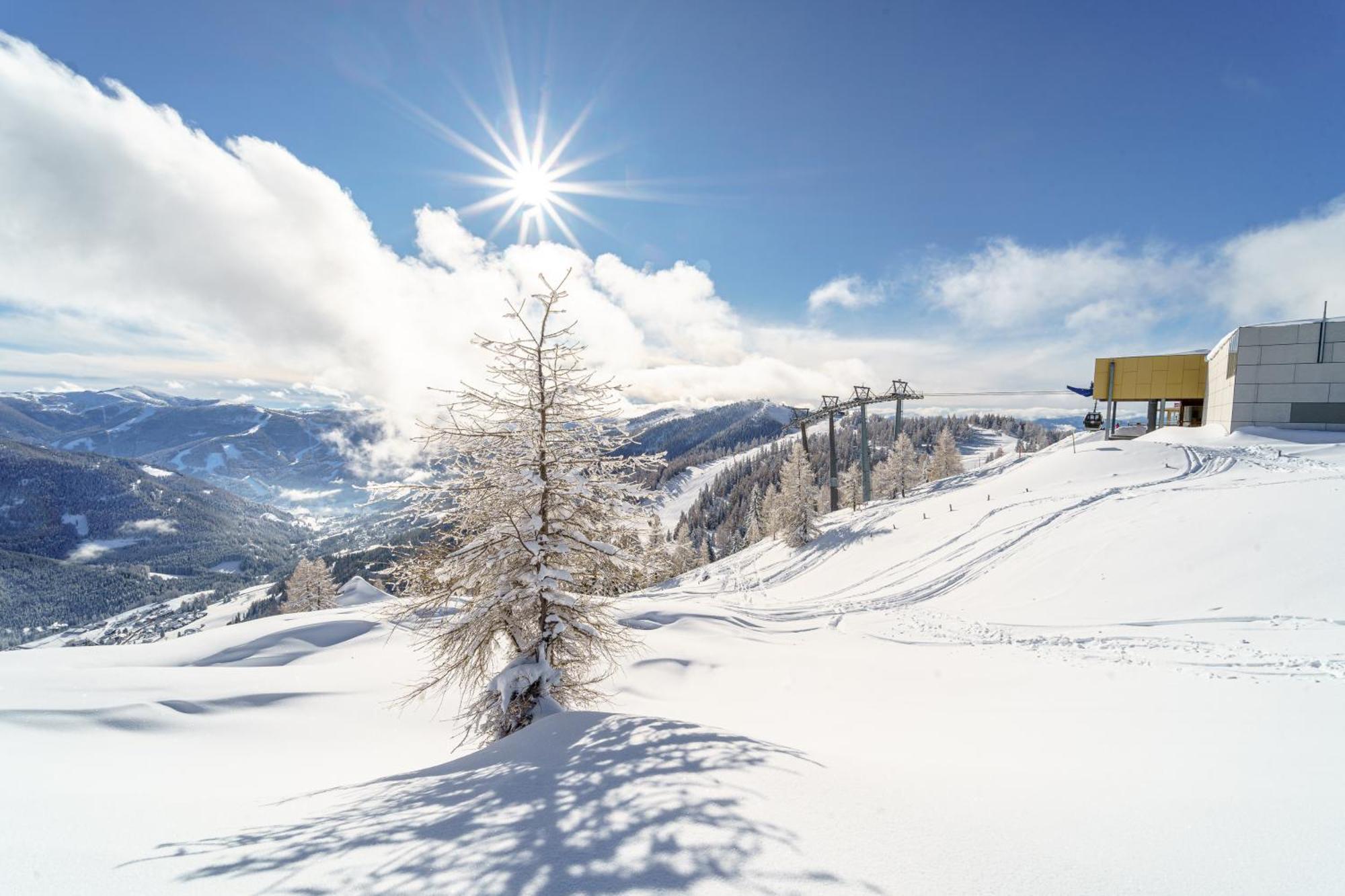 Appartementanlage Thermenblick Ski In & Ski Out Бад Кляйнкирххайм Экстерьер фото