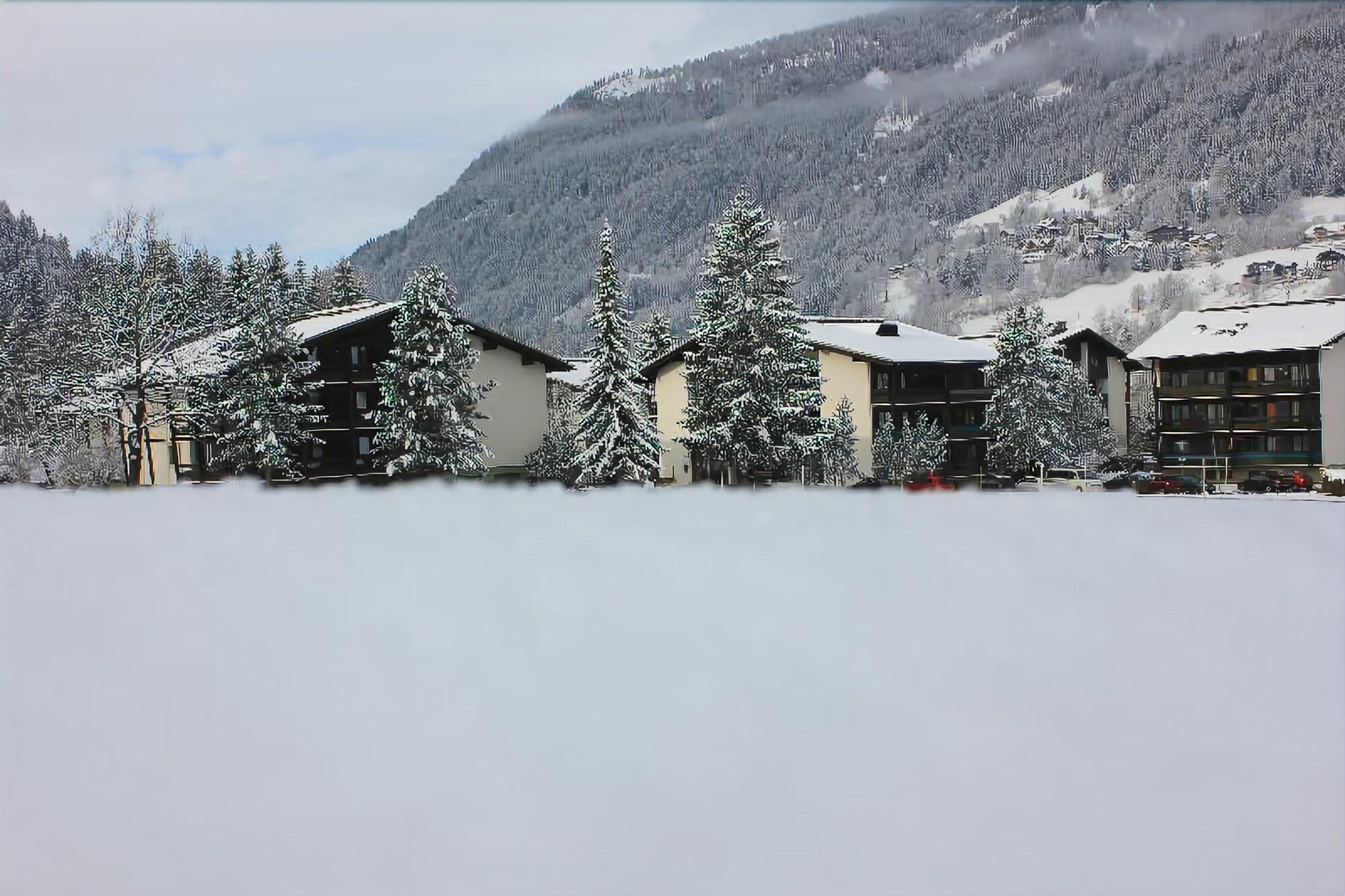 Appartementanlage Thermenblick Ski In & Ski Out Бад Кляйнкирххайм Экстерьер фото